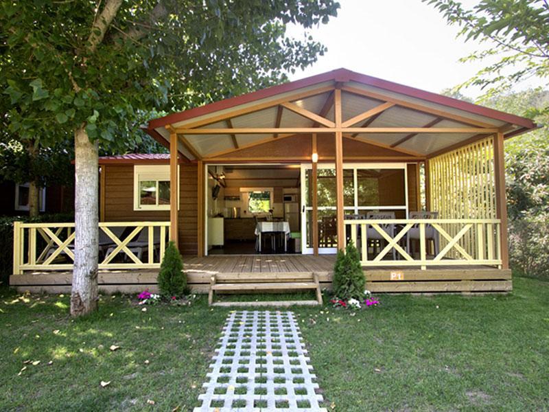 Bassegoda Park Albanya Екстериор снимка